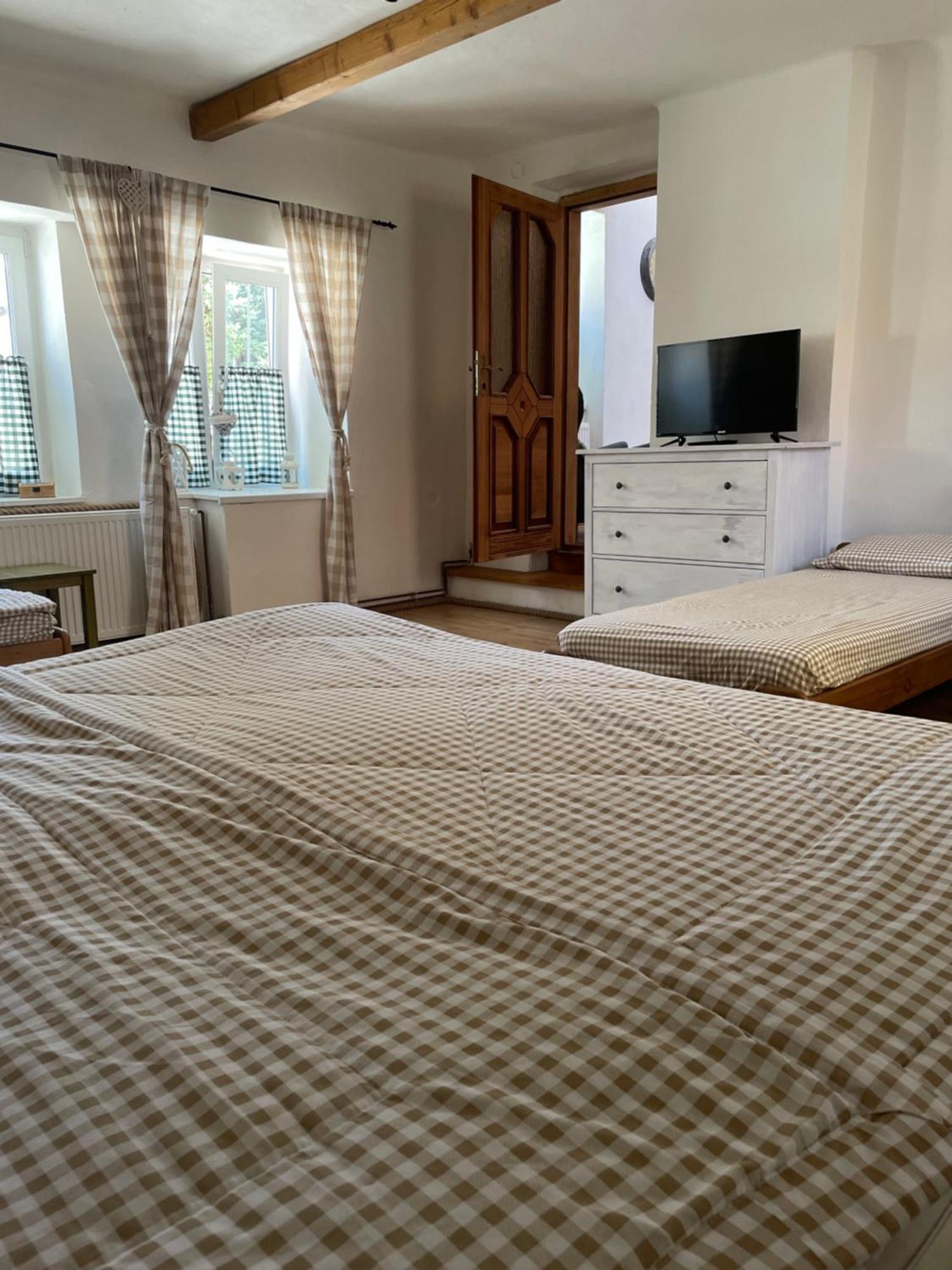 Apartman U Kaplicky Hluboka nad Vltavou Exterior photo